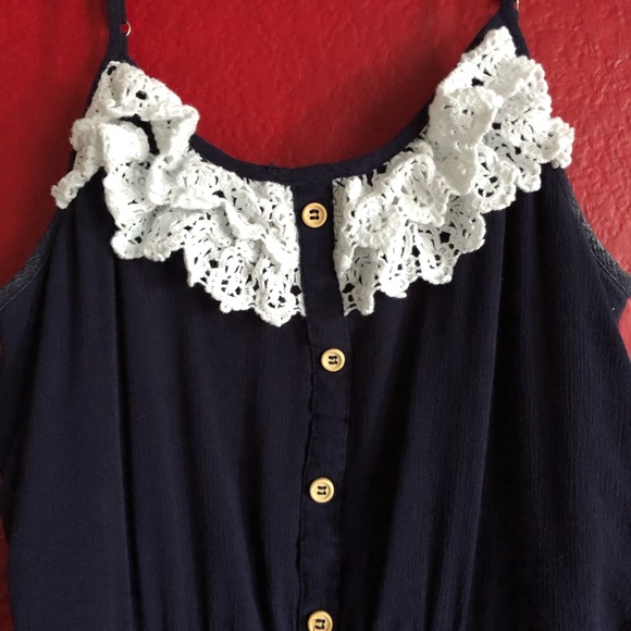 Navy blue tank w/ crochet accent - Picture 2 of 3
